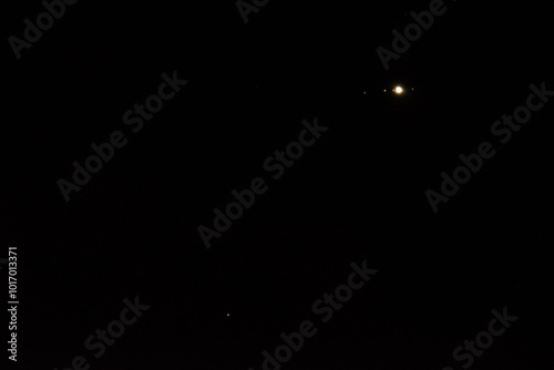 Jupiter mit seinen vier größten Monden photo