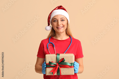 Smiling female doctor in sa...