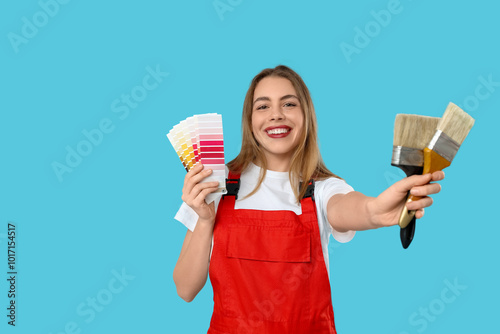 Female painter with color p...