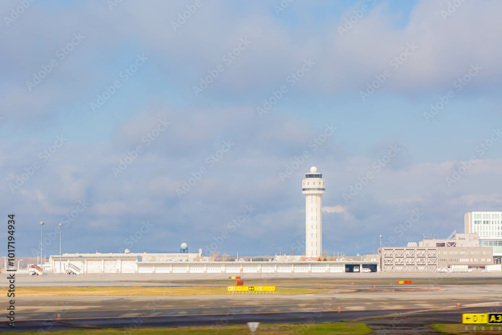 Obraz premium 千歳空港管制塔 