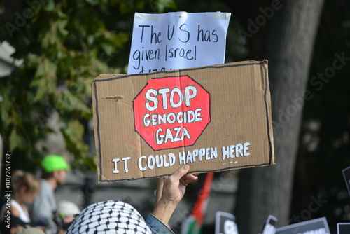 Bild auf Leinwand Sign at a pro Palestine demonstration on October 7 in New York City