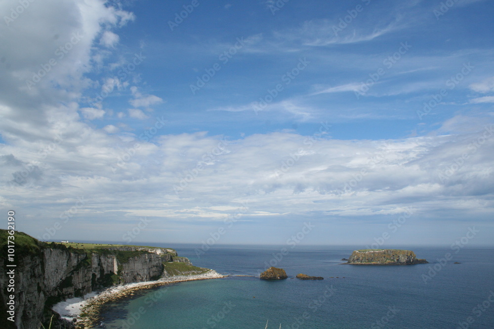 Obraz premium view of the coast of the sea