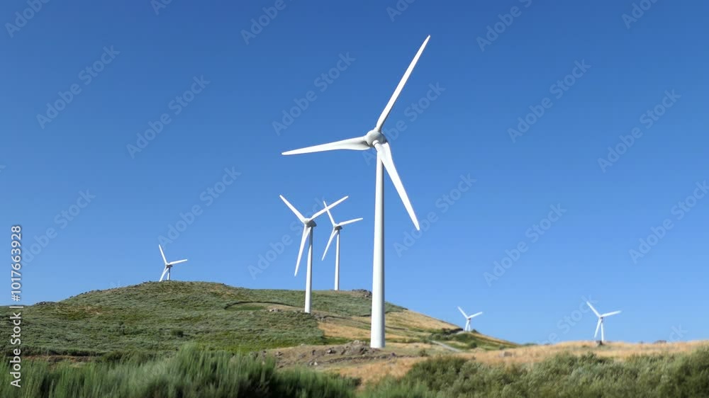 Vídeo sobre parte do parque eólico da Serra do Caramulo, um refúgio de energia renovável em Portugal Vídeo sobre parte do parque eólico da Serra do Caramulo, um refúgio de energia renovável em Portugal
