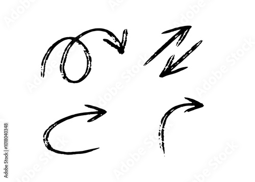 A set of arrows of different shapes in flat style	