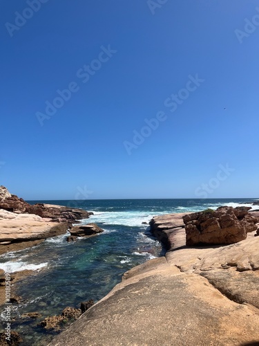 sea and rocks