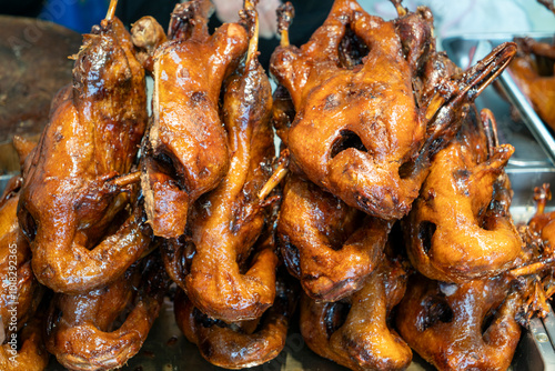 Obraz na płótnie Sweet skinned duck, a delicacy of Leshan, Sichuan, China w salonie