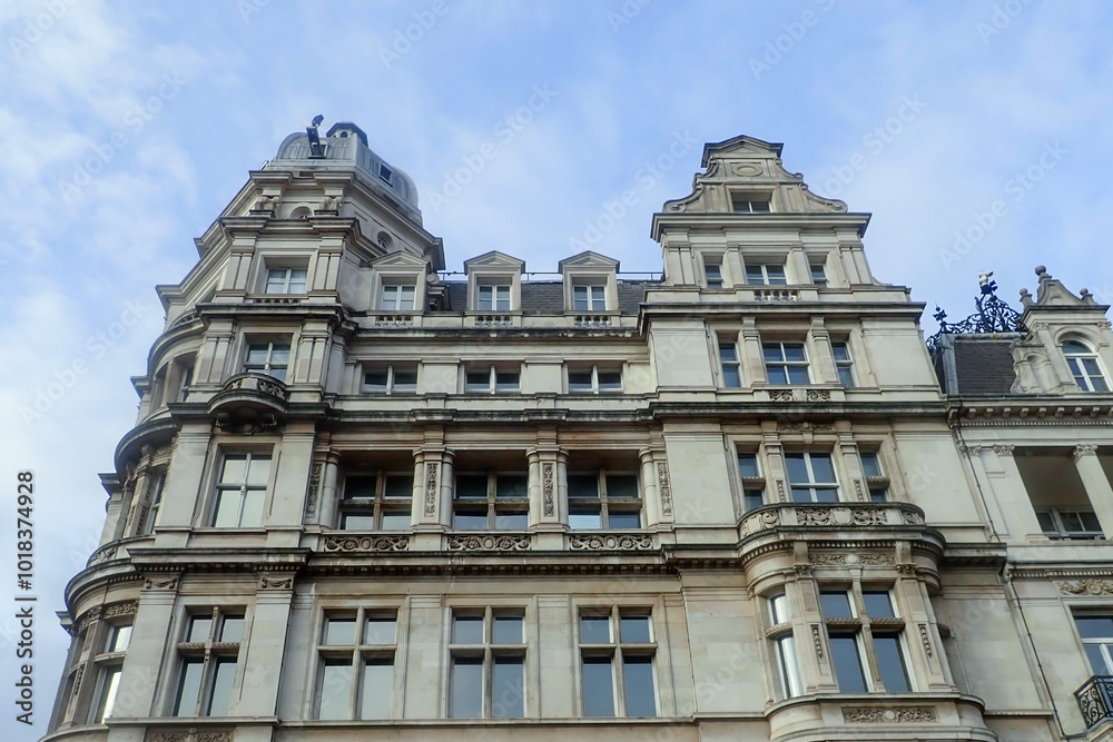 Obraz premium Old historic building in London, England
