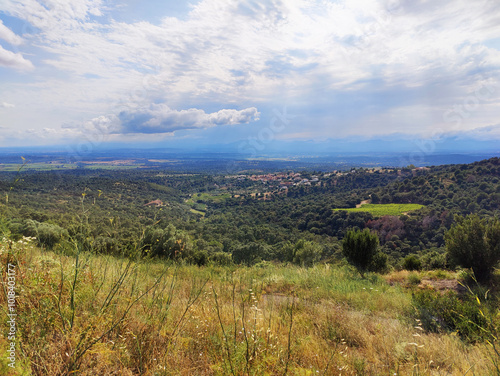 Paisaje de la zona de la Garriguella, Girona 08/2024