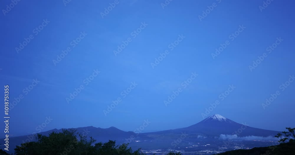 Mt. Fuji at dawn seen from Hakone Skyline in Japan. 4K,H.264,422,10bit.