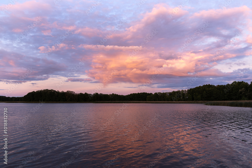 Fototapeta premium sunset over lake