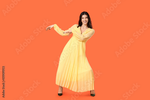 Smiling young woman in a lo...