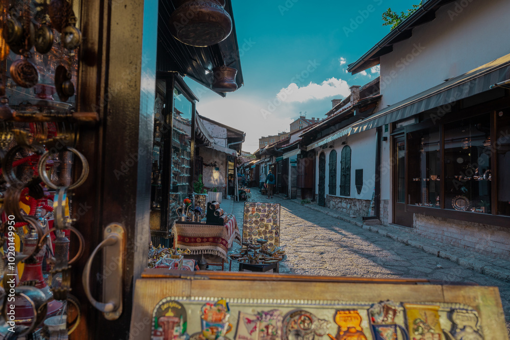 Fototapeta premium Bascarsija market in central sarajevo, in a beautiful afternoon light, with narrow streets with homemade arts and crafts.