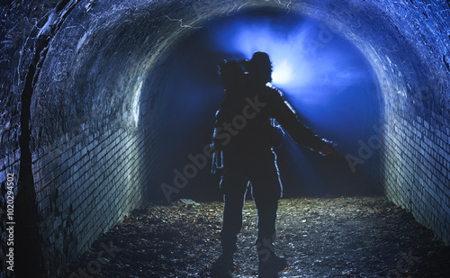 Fotografi stalker in chernobyl zone, tunnel, anomaly