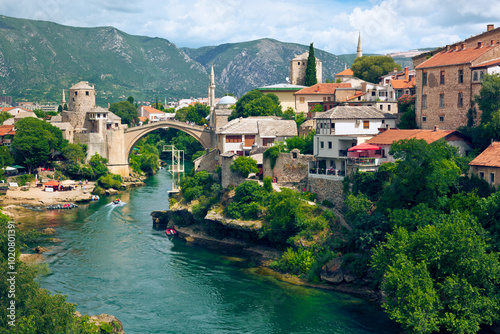Foto View of river Neretva and Old Bridge