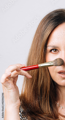 Obraz na płótnie portrait of makeup artist on white background w salonie