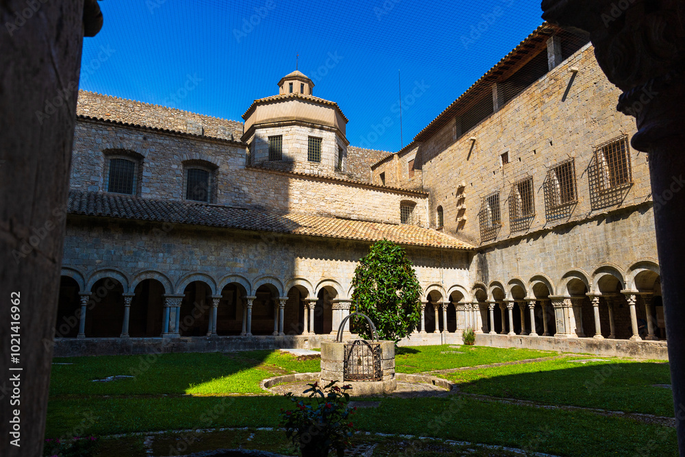Fototapeta premium Cloître de la Catedral de Santa Maria de Gérone
