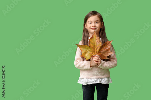 Cute stylish little girl wi...