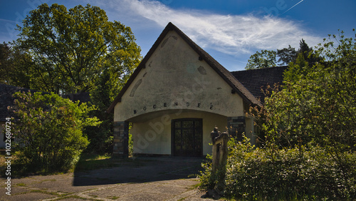 Villa Bogensee vom NS - Propagandaminister Joseph Goebbels in Wandlitz - Abandoned - Lostplace - Verlassener Ort - Beatiful Decay - Verlassener Ort - Urbex / Urbexing - Lost Place - Artwork photo