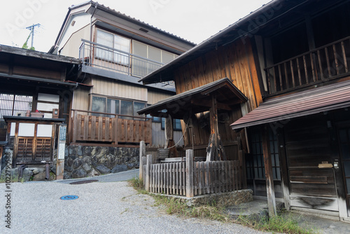 Wallpaper Mural 長野県　中山道福島宿【木曽路】井戸があるレトロな町並み Torontodigital.ca