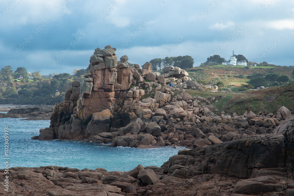 Jolis paysage sur la côte de granit rose à Ploumanac'h Perros-Guirec en Bretagne Jolis paysage sur la côte de granit rose à Ploumanac'h Perros-Guirec en Bretagne