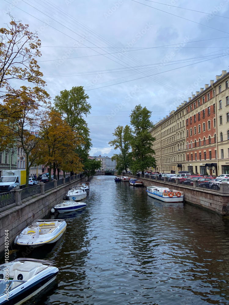 Fototapeta premium The canal in Saint Petersburg