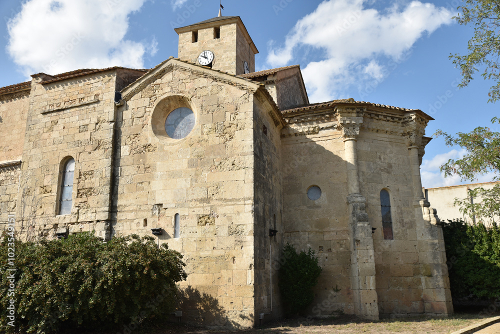 Chevet de l'église Saint-Jacques à Béziers. France Chevet de l'église Saint-Jacques à Béziers. France