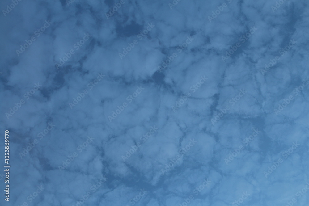 Fototapeta premium A blue sky with clouds