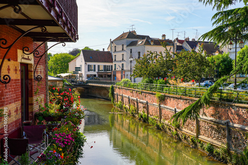 Foto Grand Morin river in Coulommiers in the French department of Seine et Marne in P