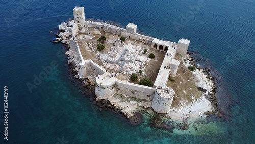 Romantic and Historical: The Fascinating View of Maiden's Castle