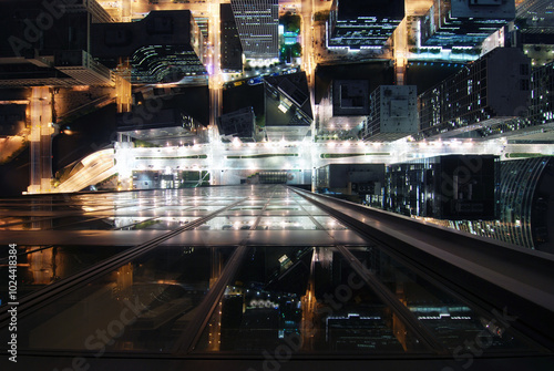 Light path from skyscraper