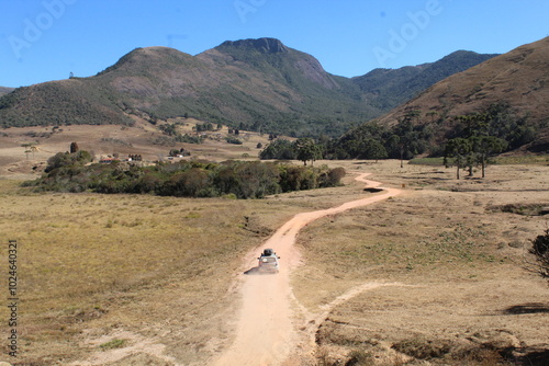 Fotografie estrada no Parque Estadual da Serra do Papagaio