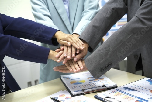 Wallpaper Mural Group of business people discussing work and agreeing to work together. Business people discussing projects in office using laptops. Business people shaking hands in conference room. Video. Torontodigital.ca