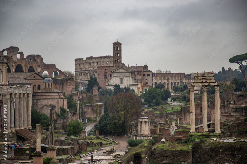 Rainy weather in the morning, sunrise in an old historical city. Beautiful details and historical Roman buildings of the eternal city, Rome, Italy Rainy weather in the morning, sunrise in an old historical city. Beautiful details and historical Roman buildings of the eternal city, Rome, Italy