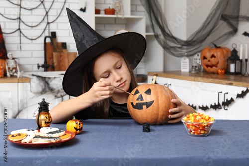 Cute little girl dressed fo...