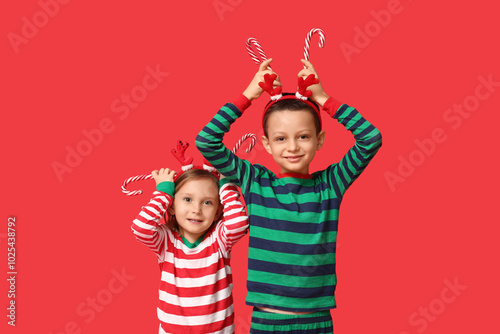 Funny little children in pa...