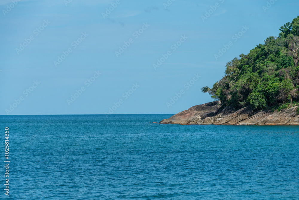 This picture is a view of the blue sea. This picture is a view of the blue sea.