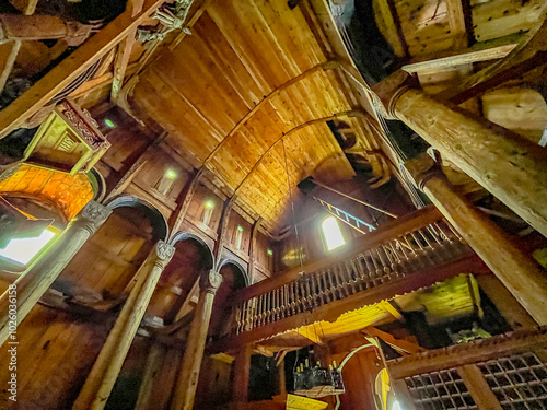 Obraz na płótnie Die älteste Stabkirche in Norwegen - Urnes w salonie