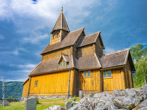 Obraz na płótnie Die älteste Stabkirche in Norwegen - Urnes w salonie