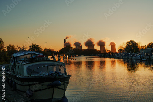 ratcliffe on soar power station photo