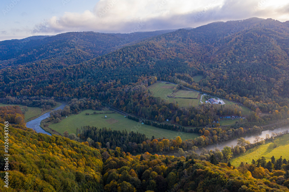 Naklejka premium Dolina Popradu, Małopolska, Jesień 