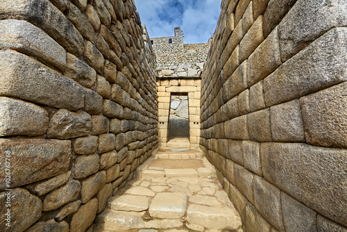 Cuadro en lienzo Machu Picchu is a 15th-century Inca citadel located in the Andes Mountains of Peru, near the city of Cusco