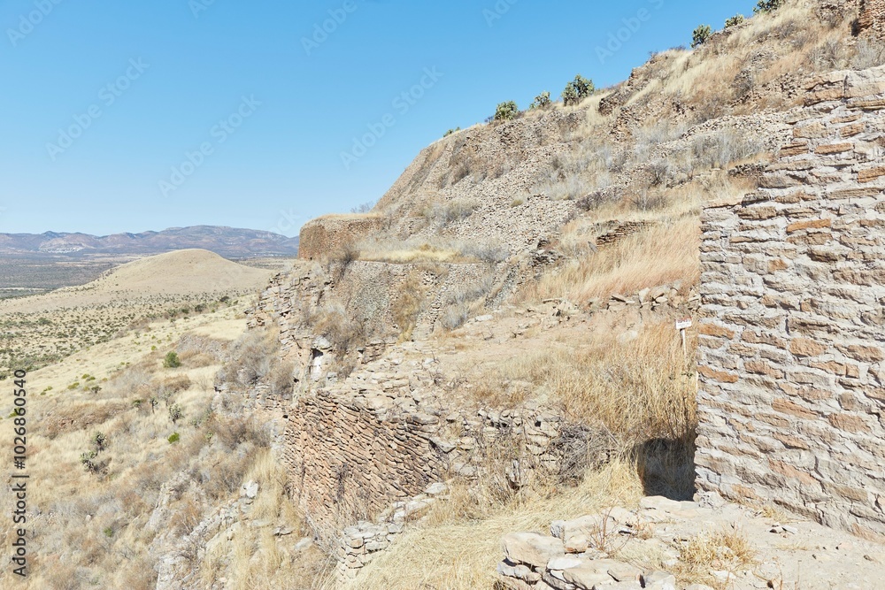 Fototapeta premium The mysterious ruins of La Quemada in Zacatecas, Mexico