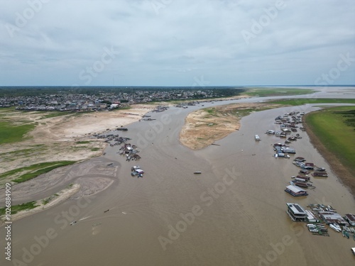Wallpaper Mural historic drought of the Amazon River Torontodigital.ca