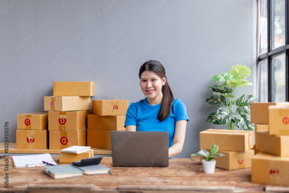 Startup small business entrepreneur SME, asian woman receive order on laptop. Success young Asian small business owner at home, online sell marketing delivery, SME e-commerce telemarketing concept
Startup small business entrepreneur SME, asian woman receive order on laptop. Success young Asian small business owner at home, online sell marketing delivery, SME e-commerce telemarketing concept