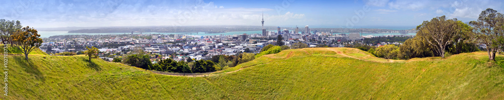 Auckland City Panorama from Mount Eden, New Zealand Auckland City Panorama from Mount Eden, New Zealand