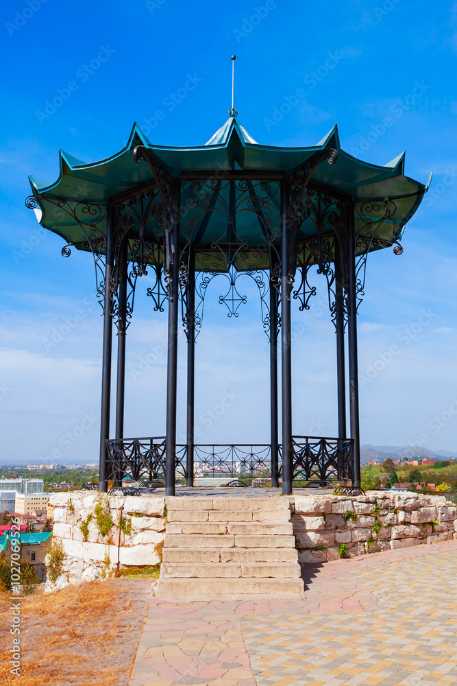 Obraz premium Beauty vintage gazebo in Pyatigorsk