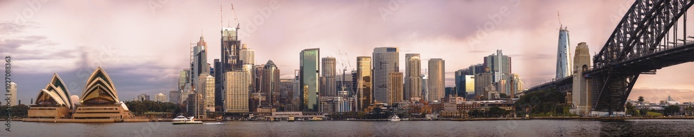 Fototapeta premium Stunning Panoramic View of Sydney Skyline