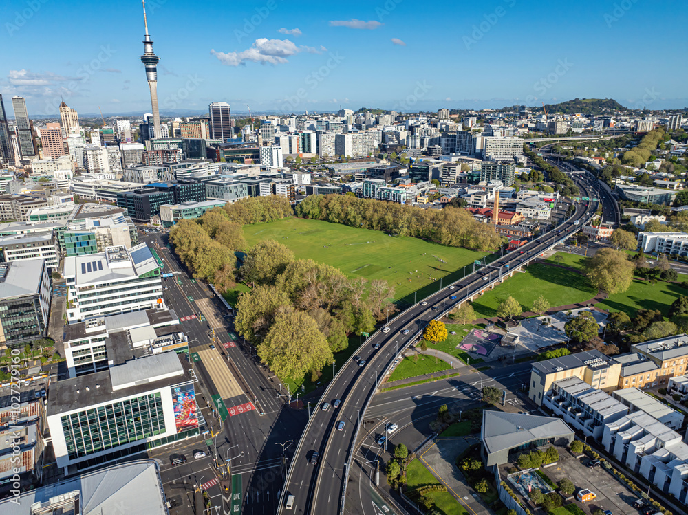 Fototapeta premium Aerial: Victoria park, auckland city, New Zealand