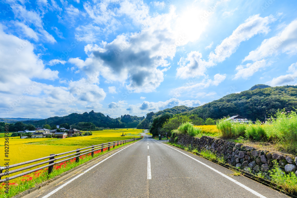 Obraz premium 初秋の田染荘 大分県豊後高田市 Tashibunosho in early autumn. Ooita Pref, Bungotakada City.