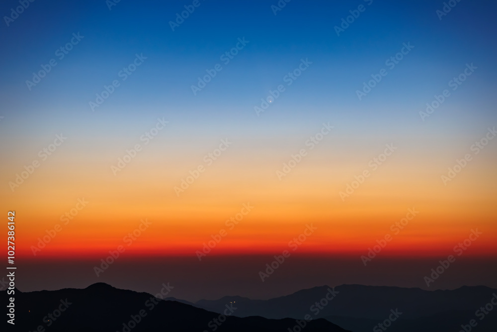 Comet C/2023 A3 Tsuchinsan ATLAS is traveling through space. The comet appears in the early evening after sunset or in the early morning before sunrise. Comet C/2023 A3 Tsuchinsan ATLAS is traveling through space. The comet appears in the early evening after sunset or in the early morning before sunrise.